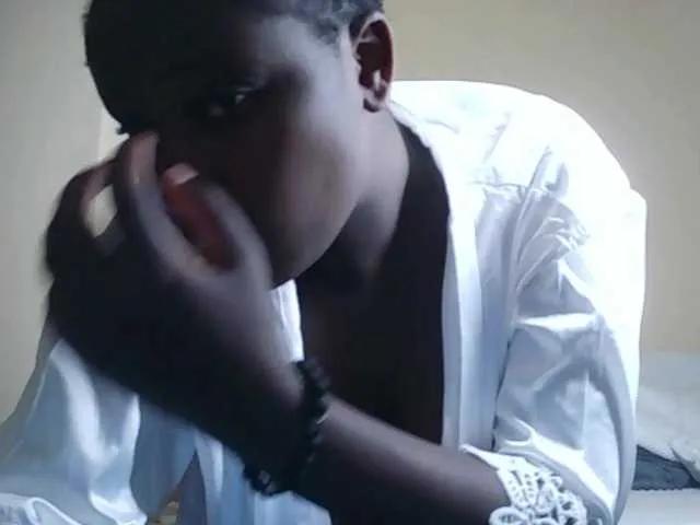 Offline SoniaBella on BongaCams