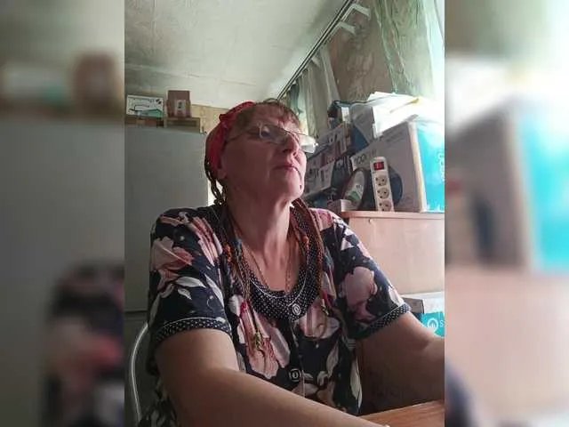 Offline Sonya48 on BongaCams