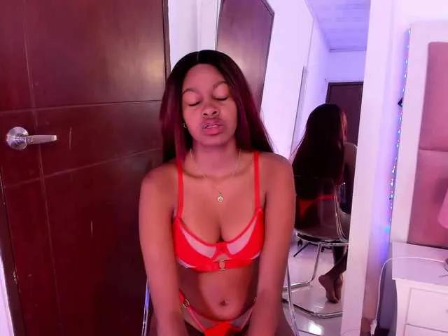 Offline Stormihills on BongaCams