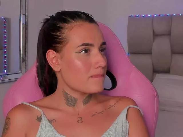 Offline Susan-sweet on BongaCams