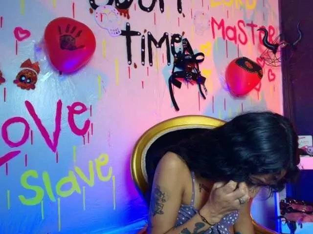 Offline Sweettpleasure on BongaCams