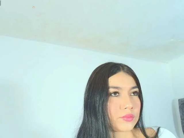 taniamilan on BongaCams