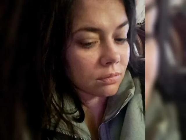 Offline TaraRid on BongaCams