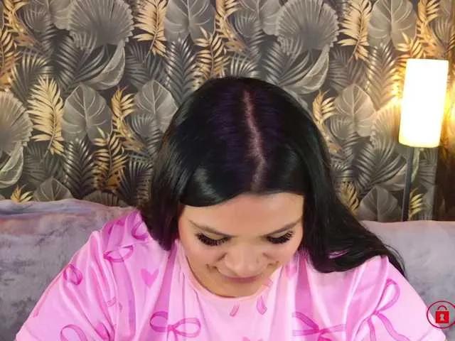 BongaCams ThiccMady is Freechat ThiccMady — I just love being in your arms, dominating my body and my mind and I enjoy watching you while I tease and enjoy you!