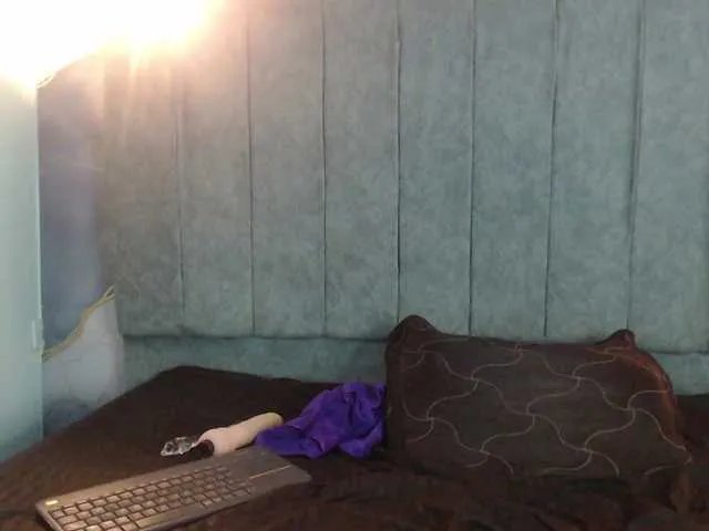 Offline vanessa-7- on BongaCams