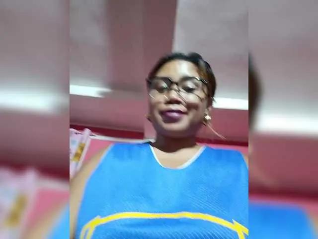 Offline Vanylliah on BongaCams