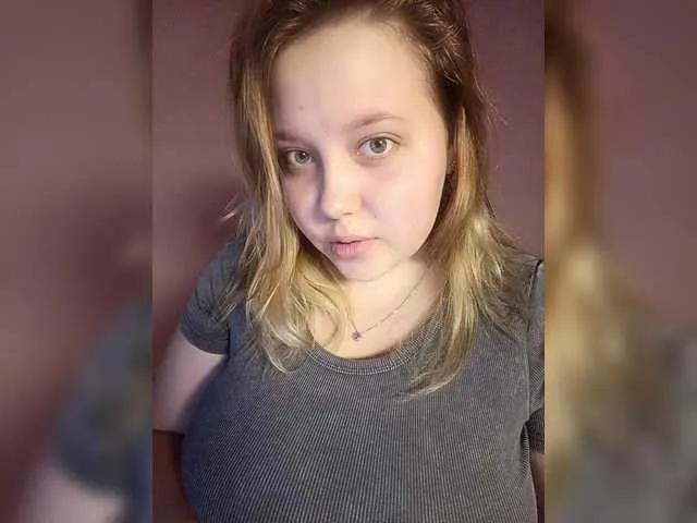 Offline vaverika on BongaCams