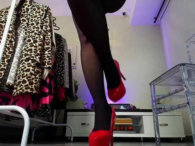 Offline Victoria-Collins on BongaCams