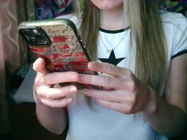 Wildrose77201877 on BongaCams