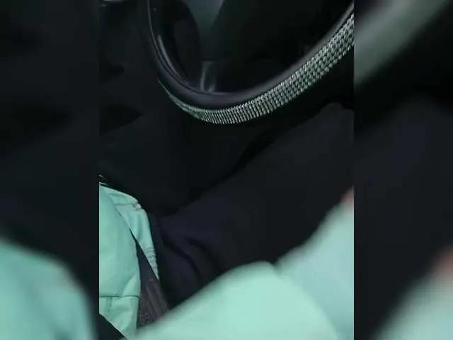 Offline Yna-and-Yn on BongaCams