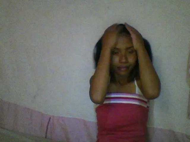 Offline YoungNatie on BongaCams