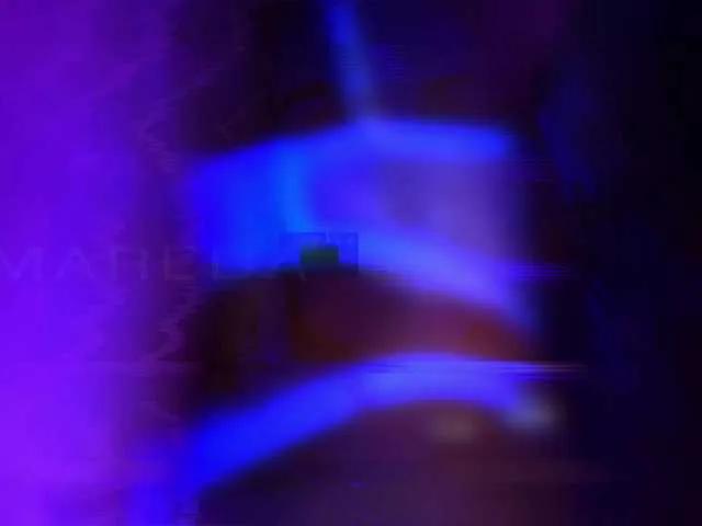 Freechat your-red-wine on BongaCams