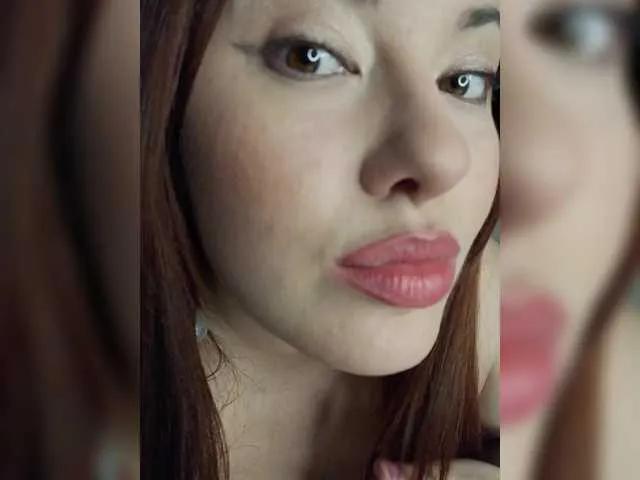 Offline yourXgirl- on BongaCams