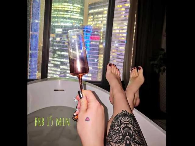 YURIEVNA13 on BongaCams