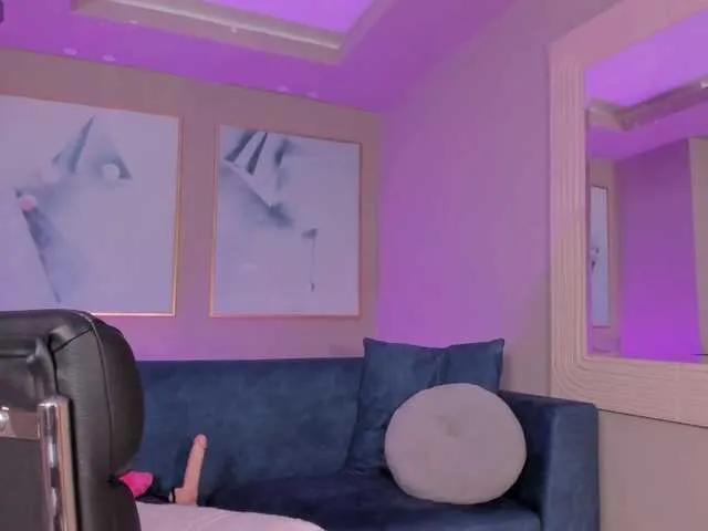 BongaCams ZoeyWalker is Freechat ZoeyWalker — Gentleman, Big tip, Gifts and playfull people