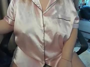 _alyssia_ —   tips if you want lick my #hairy    #bigpussylips! !!!    #mature   #bbw       #bigboobs      I love you guys!!!  make me happy!!!