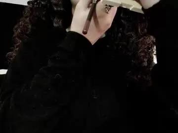 Freechat adeelinee on Chaturbate