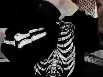 Freechat adeelinee on Chaturbate