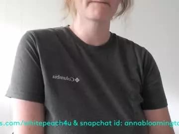 Freechat adorable22 on Chaturbate