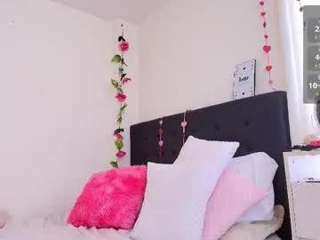 Private amabella_w on Chaturbate