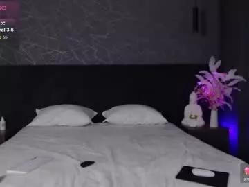 Freechat angelees_ on Chaturbate