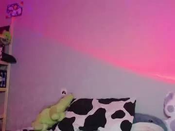 Freechat angelic_shawty on Chaturbate