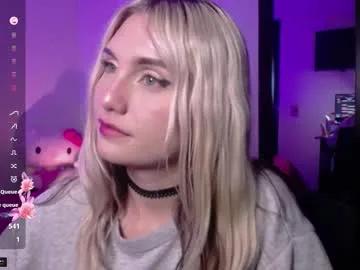 anya_starlight — GOAL: undress  [371 tokens remaining] Hi so glad to have u here!!! come say hi :) #blonde #lovense #new #teen #latina