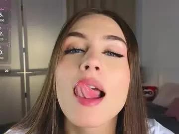 Freechat appleeepie on Chaturbate