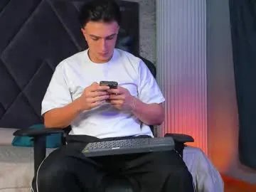 Freechat aslanfox_ on Chaturbate