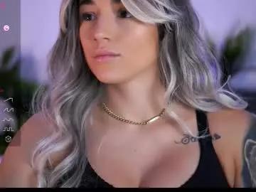 Freechat babbyaisha on Chaturbate