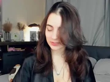 baby_is_ready — GOAL play with my hair #bigass #lovense #teen #bigboobs #natural [11 tokens remaining]