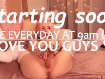 Freechat badbitchcuteface on Chaturbate