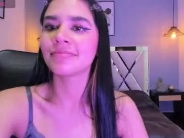 bell_marinny on Chaturbate