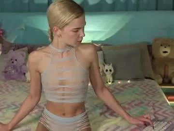 Freechat bella_stewartt on Chaturbate