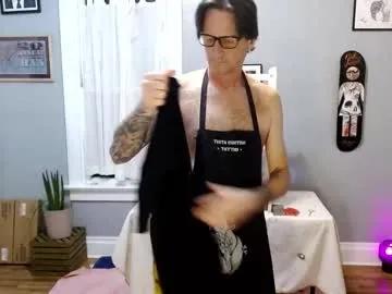 bnczuperzexy — Paint a bit and then Kitchen Party! #daddy #hairy #tattoos Stay Naked [225 tokens left]