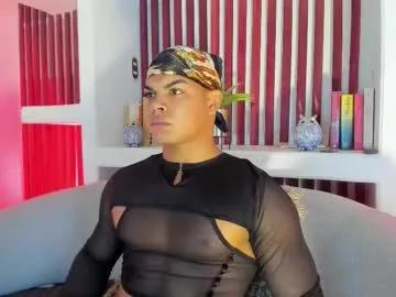 Freechat bruce_stroud on Chaturbate