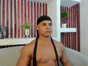 Freechat bruce_stroud on Chaturbate