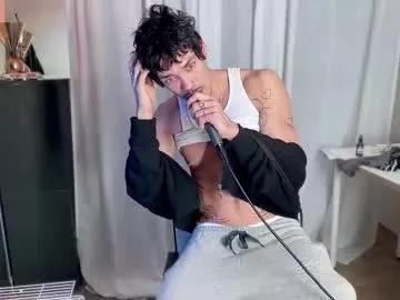 chriscool93 on Chaturbate