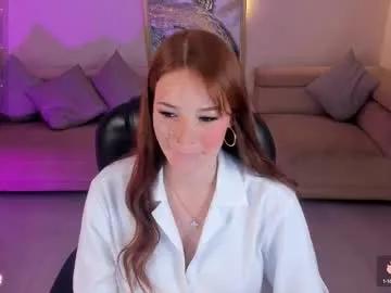 Freechat corinnerusso on Chaturbate