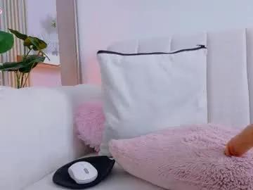 Private cristal_bunny on Chaturbate