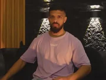 Freechat dann_saenz on Chaturbate