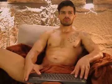 Freechat dann_saenz on Chaturbate