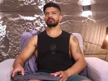 Freechat dann_saenz on Chaturbate