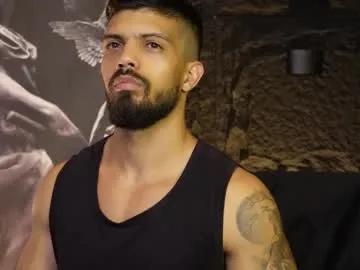 Freechat dann_saenz on Chaturbate