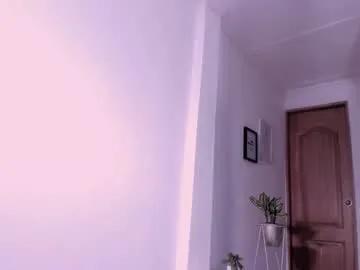 Freechat dannahyde on Chaturbate