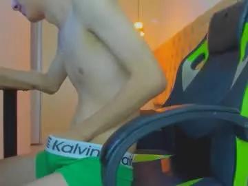 darkknightx01 on Chaturbate