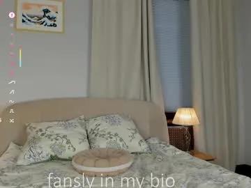 darklycurious — Goal - welcome kiss (>_<) #18 #lovense #squirt #teen #cute [15 tokens remaining]