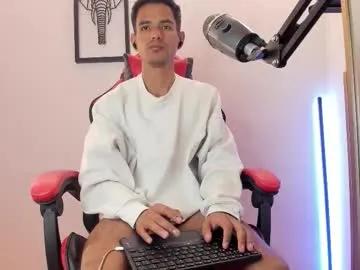 Freechat diego_latino on Chaturbate