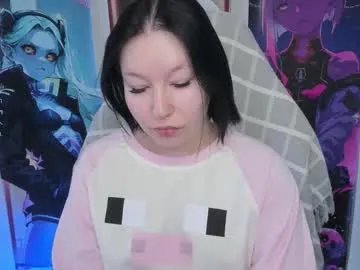 elizabethflowerr on Chaturbate
