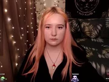 Freechat elovinora on Chaturbate